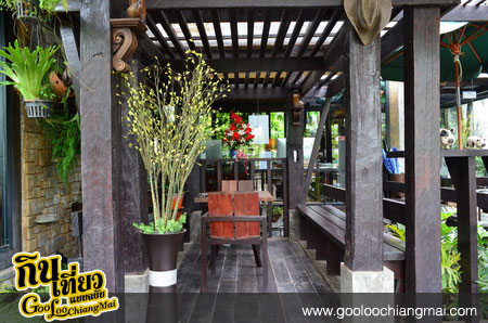 ร้าน เดอะบาลโคนี่ เชียงใหม่ The Balcony Chiangmai Village