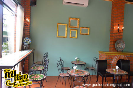 ร้าน เพลินจิต กาแฟแห่งมิตรภาพ Ploen-Jit Chiangmai