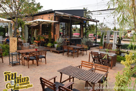 ร้าน Daddy's Antique Restaurant by San Pareni Hotel