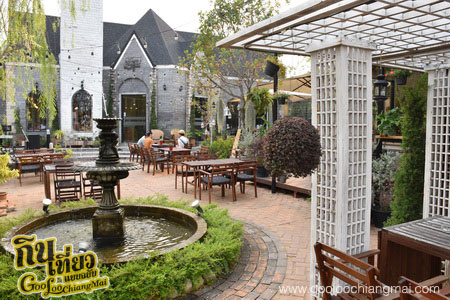 ร้าน Daddy's Antique Restaurant by San Pareni Hotel