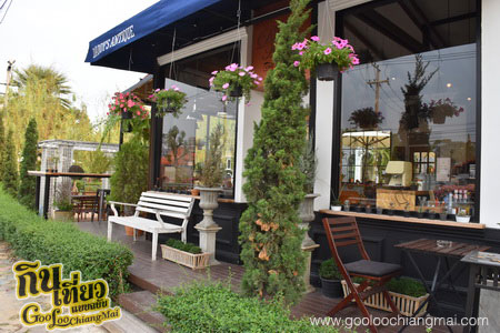 ร้าน Daddy's Antique Restaurant by San Pareni Hotel