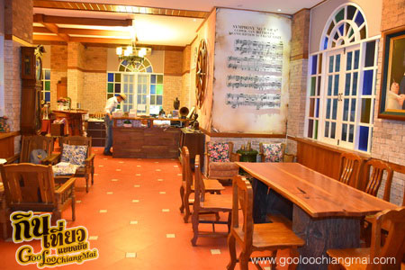 ร้าน Daddy's Antique Restaurant by San Pareni Hotel