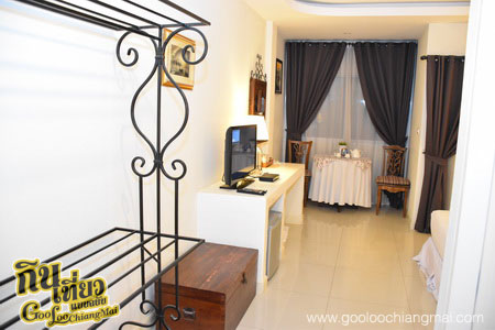 ร้าน Daddy's Antique Restaurant by San Pareni Hotel