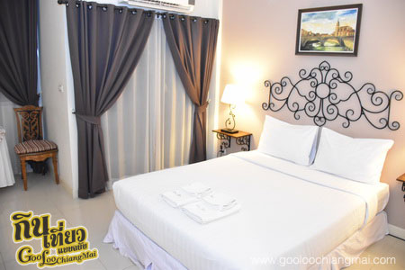 ร้าน Daddy's Antique Restaurant by San Pareni Hotel