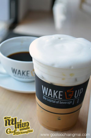 ร้านกาแฟ Wake Up สาขานิมมาน เชียงใหม่ เปิด 24 ชม.
