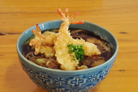 ร้านอาหารญี่ปุ่น โมมิจิ Momiji Japanese Restaurant