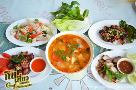 ร้าน ม่อนม่วน เชียงใหม่
