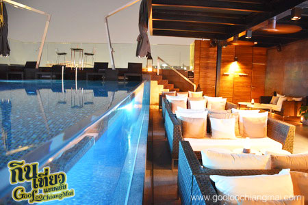 Italics Restaurant & Rise Bar - akyra Manor Chiang Mai