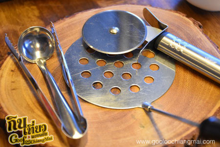 ร้าน พิซซ่าโดม Pizza Dome