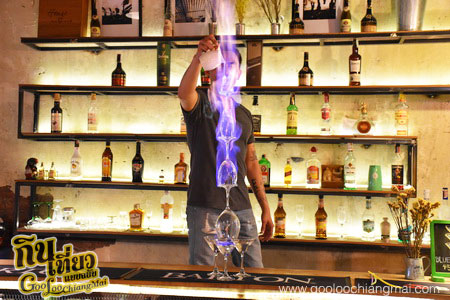 ร้าน ก้าวย่างพรีเมี่ยม