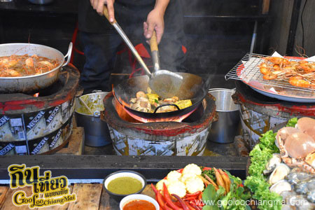 ร้าน Siam Signature ตลาดเพลินฤดี