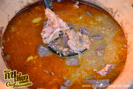 ร้าน ซาวกั๊ต หนมเส้นป้าผายเจ้าเก่าเจ้าเดิม สาขา 2