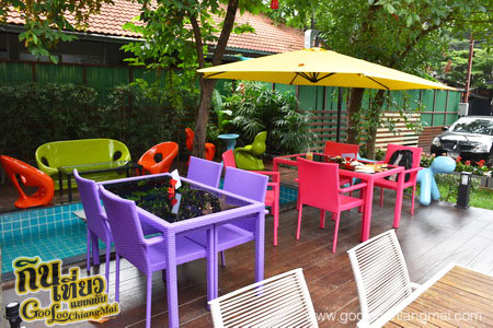 ร้าน Library Coffee : Salad Bar Cafe