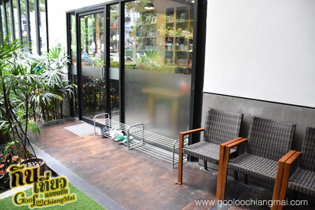 ร้าน Library Coffee : Salad Bar Cafe