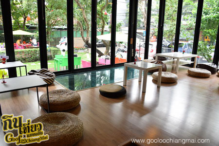 ร้าน Library Coffee : Salad Bar Cafe