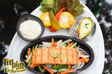 ร้าน Library Coffee : Salad Bar Cafe