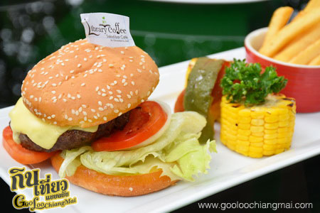 ร้าน Library Coffee : Salad Bar Cafe