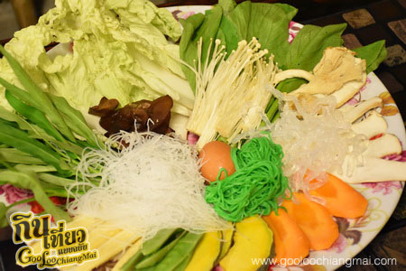 ร้าน ยิ่งคุณ Chill HOUSE จุ่มแซบข้างมอ
