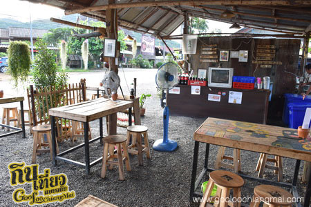 ร้าน Pukan Cafe