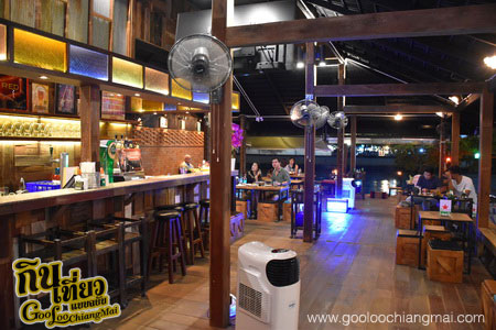 ร้าน The Old Place Coffee Bar And Cafe