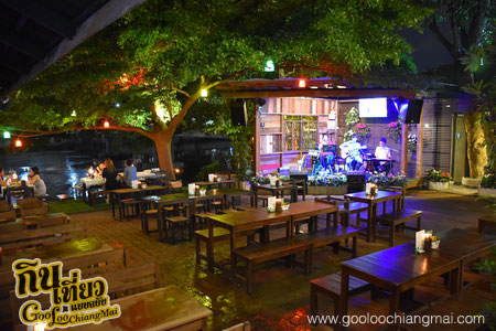 ร้าน The Old Place Coffee Bar And Cafe