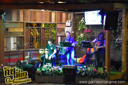ร้าน The Old Place Coffee Bar And Cafe