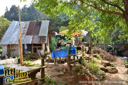 ร้าน สว่างคาตา แม่กำปอง