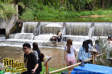 ร้าน สว่างคาตา แม่กำปอง