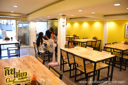 ร้าน เกาะลันตาพิซเซอเรีย เชียงใหม่ Koh Lanta Pizzeria Chiangmai