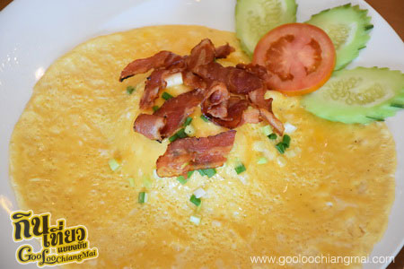 ร้าน Into the Woods Cafe