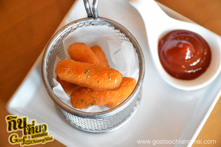 ร้าน Into the Woods Cafe