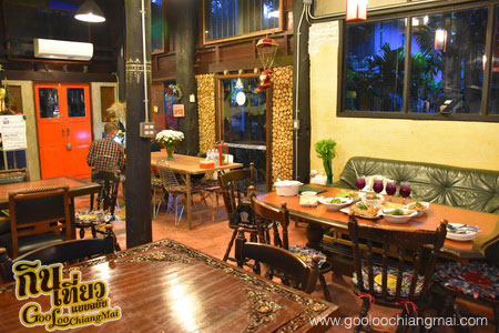 ร้าน บ้านต้นสน อาหารโบราณ ตำนานแม่