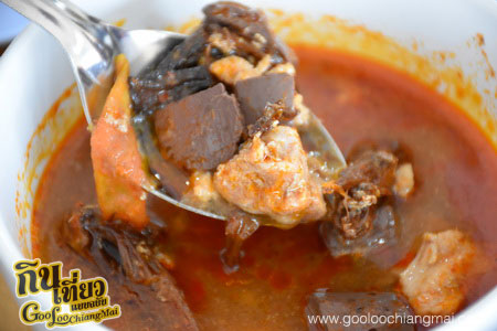 ร้าน ขนมจีนเส้นสดน้ำยาปู กาดคำเที่ยง เชียงใหม่