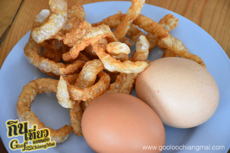 ร้าน ขนมจีนเส้นสดน้ำยาปู กาดคำเที่ยง เชียงใหม่
