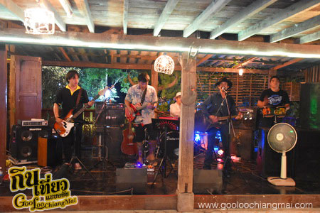 ร้าน บ้านนายามเย็น ดอยสะเก็ดเชียงใหม่