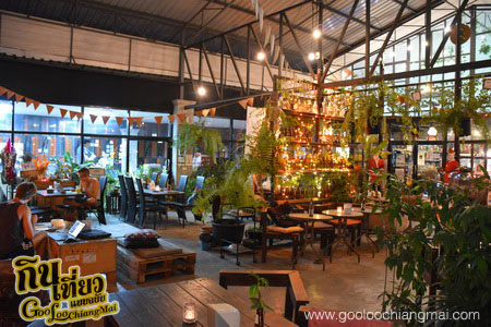 ร้าน คิ้วบ์นัมเบอร์เซเว่น CUBE No.7 Coffee & Eatery