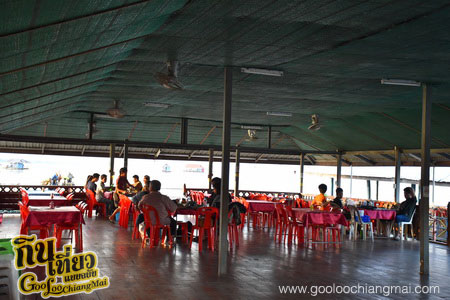 เรือนแพธารทิพย์ ทะเลสาบดอยเต่า