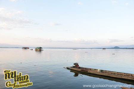 เรือนแพธารทิพย์ ทะเลสาบดอยเต่า