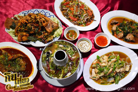 เรือนแพธารทิพย์ ทะเลสาบดอยเต่า