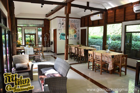 ร้าน ไม้เฮือน 60 Doi Chaang Coffee @ Mae Rim