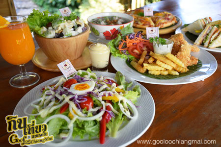 ร้าน ไม้เฮือน 60 Doi Chaang Coffee @ Mae Rim