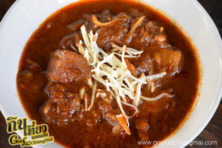 ร้าน เฮือนคำปัน by สวนลุงตา Huen Kum Pun