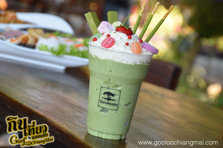 ร้าน กาแฟไม้ป่าเดียวกัน ดื่ม&แดก cafe’
