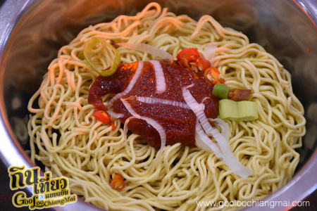 ร้าน ตัวแตกโต้ม jj market Doowa Taek Tom2