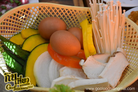 ร้าน ตัวแตกโต้ม jj market Doowa Taek Tom2