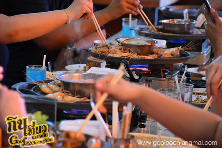 ร้าน ตัวแตกโต้ม jj market Doowa Taek Tom2