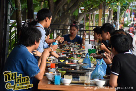 ร้าน ตัวแตกโต้ม jj market Doowa Taek Tom2