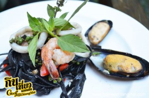 โรงแรมร่มโพธิ์ บูทีค Rom Po Boutique Hotel