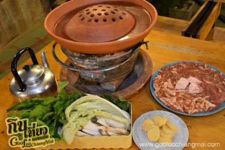 ร้าน บ้านสวนเมญ่า Bann Suan MAYA