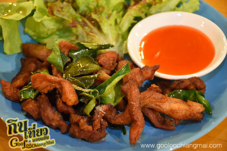 ร้าน บ้านสวนเมญ่า Bann Suan MAYA